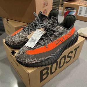 Yeezy Boost 350 V2 Originals in Carbon Beluga size 10.5